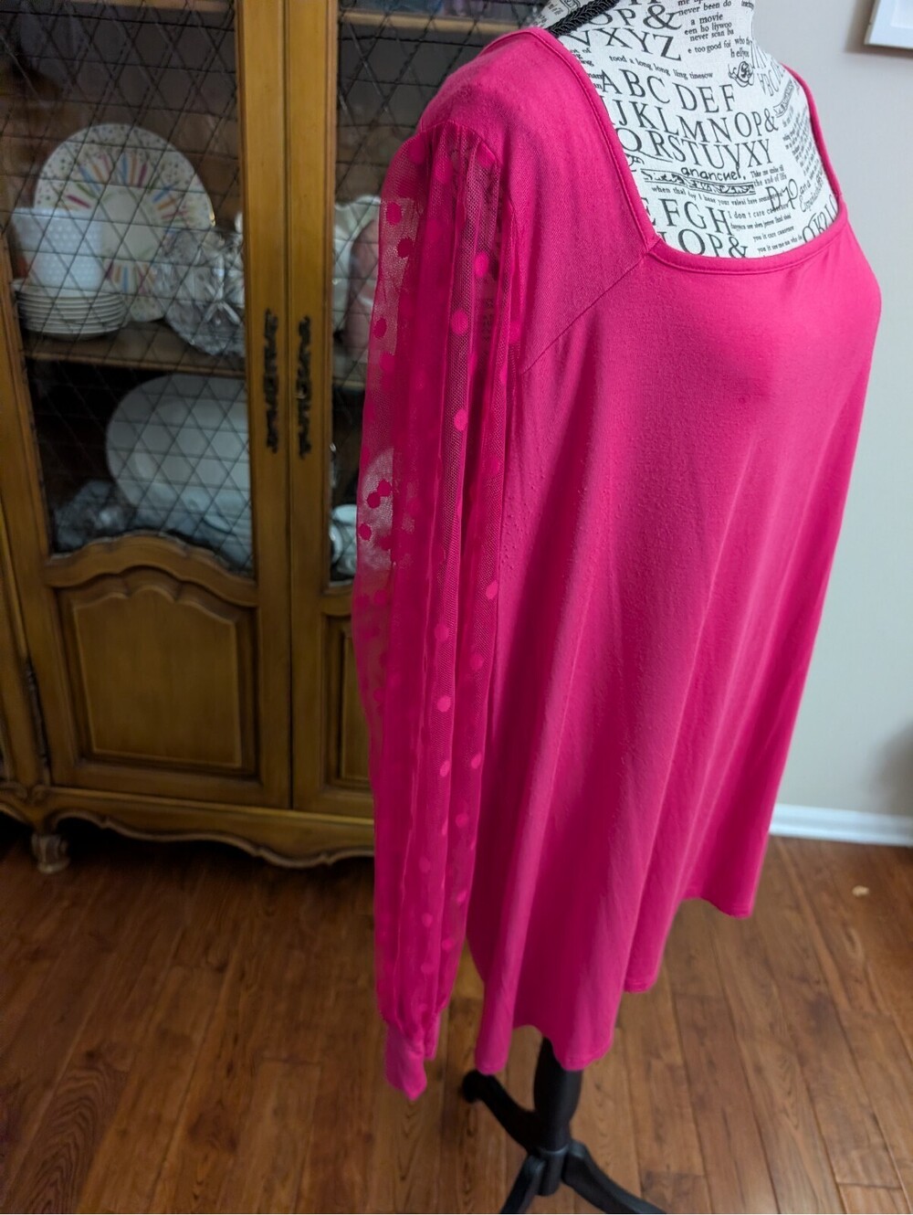 Torrid Super Soft Long Sleeve Sheer Sleeve Hot Pink Knit Top Size 3/3X - Picture 2 of 7